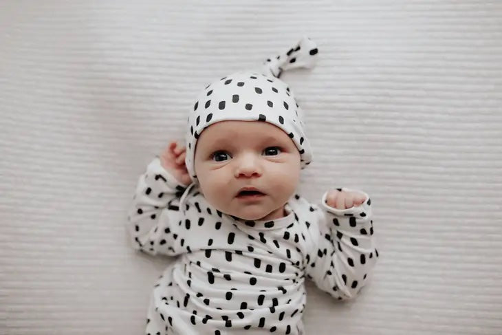 Knotted Gown and Hat Set